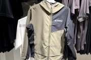 adidas户外登山鞋怎么样_adidas户外冲锋衣哪款好