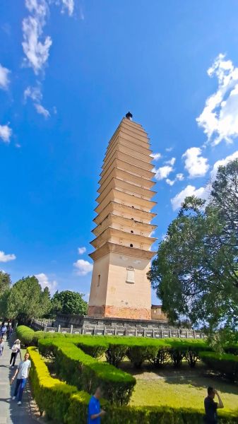 三塔高原在哪里_三塔高原怎么去