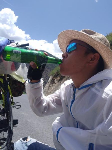 高原反应喝酒会怎么样_高原喝酒会加重高反吗