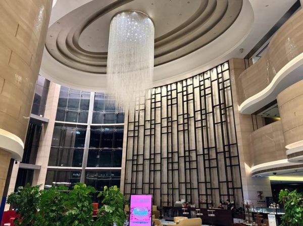 北京丽都皇冠假日酒店怎么样_值得住吗