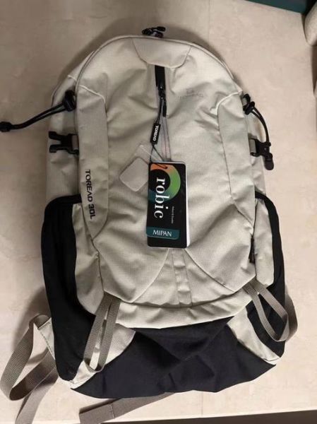 30l户外背包够用吗_30升登山包能装什么