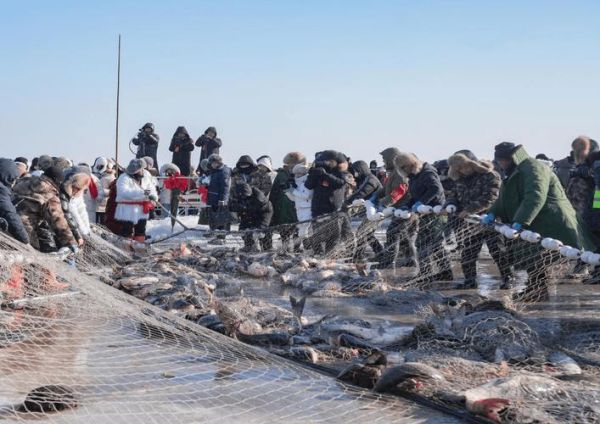 冰雪捕捞安全吗_冰雪捕捞需要什么装备