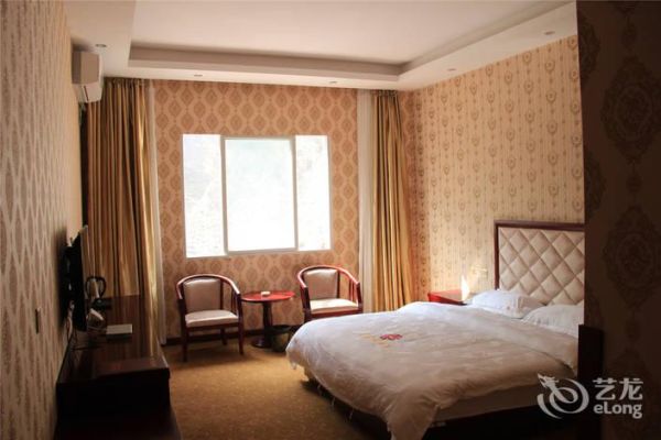 阿坝高原红酒店怎么样_高原红酒店预订价格