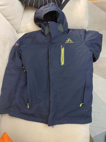 牧高迪户外衣怎么样_牧高迪冲锋衣防水吗