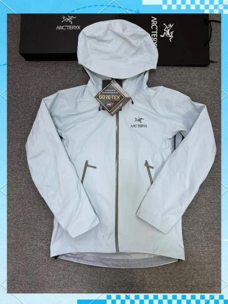 巴塔户外冲锋衣怎么样_巴塔户外和始祖鸟哪个好