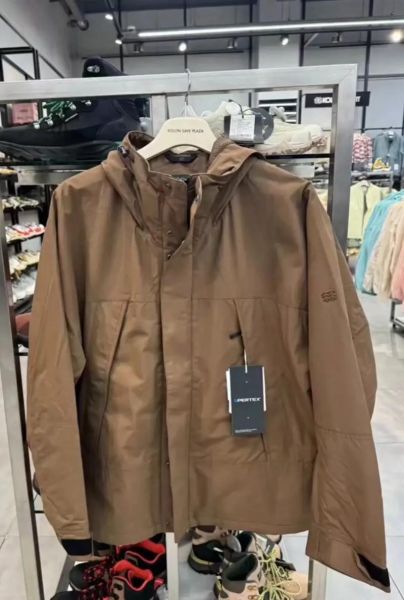 可隆户外官网正品哪里买_可隆冲锋衣尺码怎么选