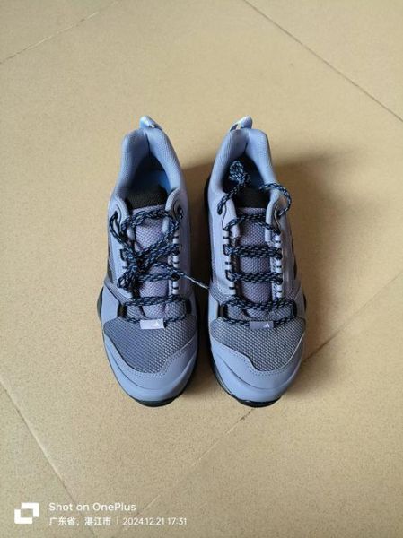 adidas户外鞋哪款好_如何挑选adidas户外鞋