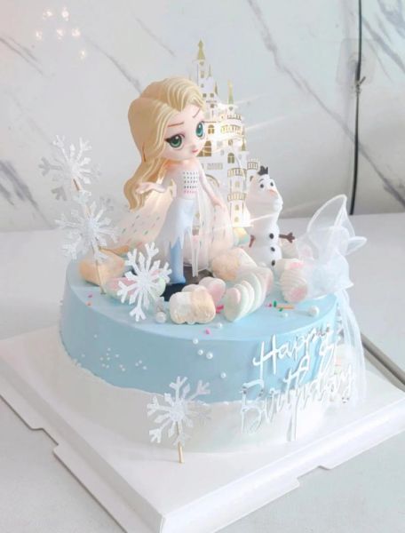 冰雪城堡蛋糕怎么做_冰雪城堡蛋糕需要哪些材料