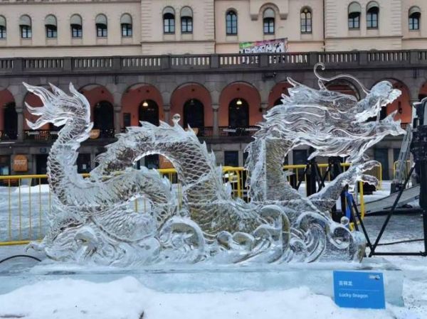 冰雪雕塑艺术怎么学_冰雪雕塑艺术用什么工具