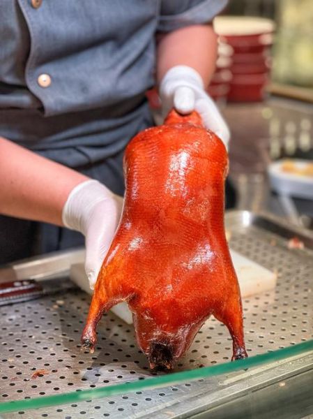 北京烤鸭哪里最正宗_北京烤鸭做法详解