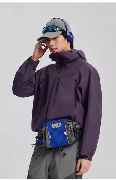 户外冲锋衣什么颜色好_冲锋衣颜色怎么选