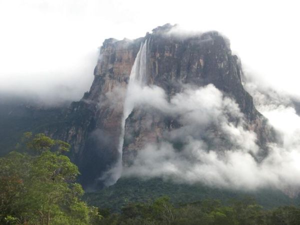 圭亚那高原在哪里_圭亚那高原有什么独特地貌