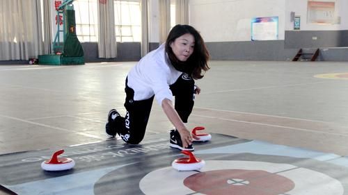 莒南冰雪舞蹈在哪学_莒南冰雪舞蹈学费多少钱