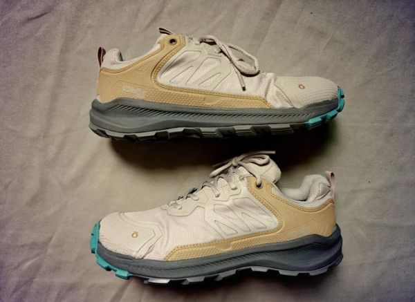 户外鞋子哪个品牌好_户外鞋子怎么选