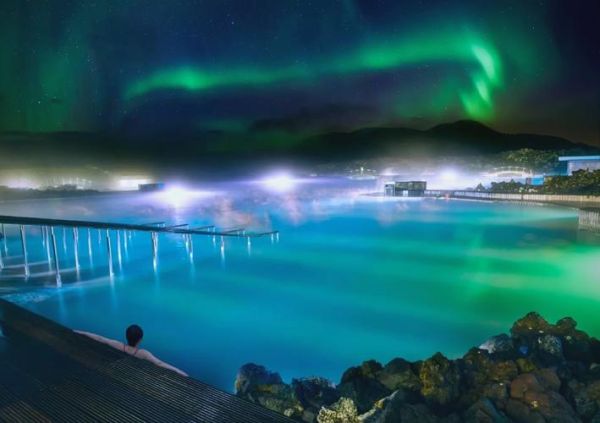 北欧冰雪小镇怎么玩_极光观测最佳时间