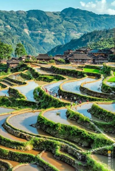 云贵高原梯田在哪里_最佳旅游季节是几月