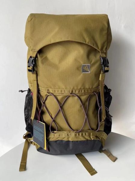 户外登山背包怎么选_登山背包哪个牌子好