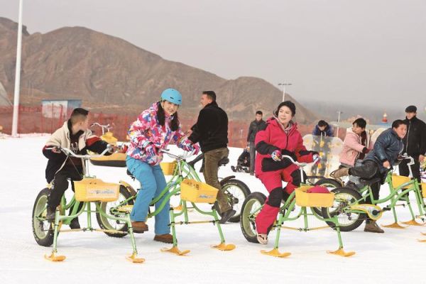 新疆冰雪旅游最佳时间_新疆冰雪旅游穿什么衣服