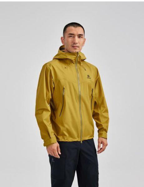 登山鞋怎么选_户外冲锋衣哪个牌子好